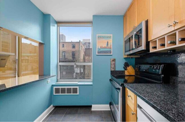 Photo - 70 W Burton Pl Unit 403