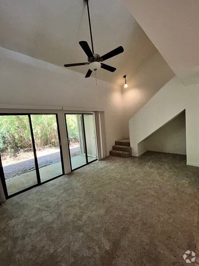 Building Photo - 7200 SW 8th Ave Unit A5 Rental