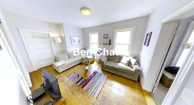 Building Photo - 3 Kinnaird St Unit 1B Rental