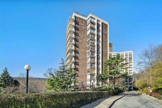 Photo - 4455 Douglas Ave Condo Unit 15C