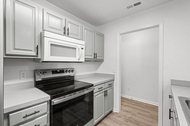 Photo - Gorgeous Totally Remodeled 3/3 w/ 2 Car Garage in Surfside-Small Dog Permitted