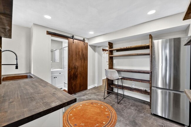 Photo - 6017 Inwood St