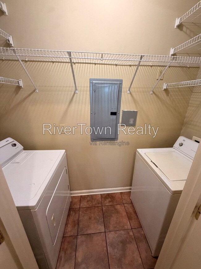 Photo - 645 Gookin Pl Unit 201