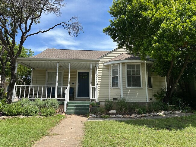 Photo - 4624 Calmont Ave Unit Arlington Heights Fort Worth