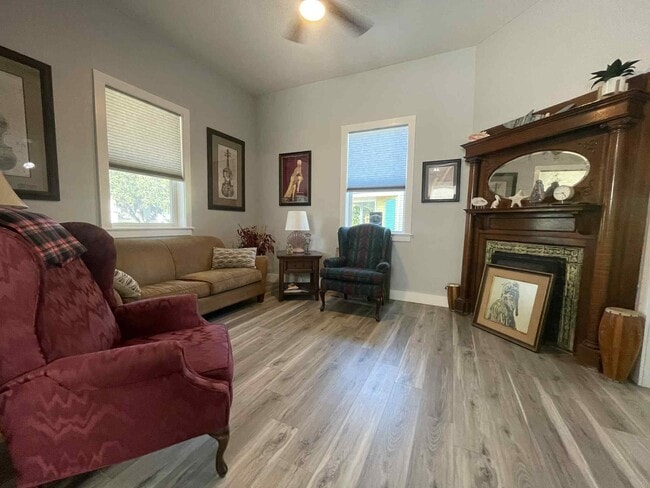 Photo - 3519 Avenue P 1/2