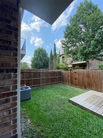 Photo - 2222 Kirby St