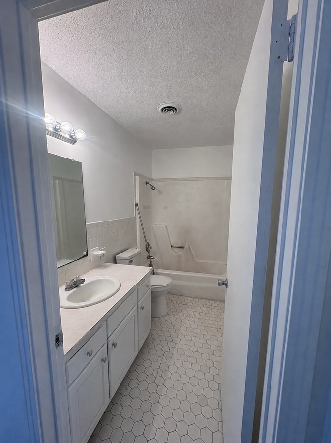 Photo - 33 Bellmeade Cove Unit C