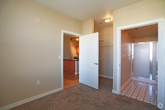 2HAB, 1BA - 834 ft²