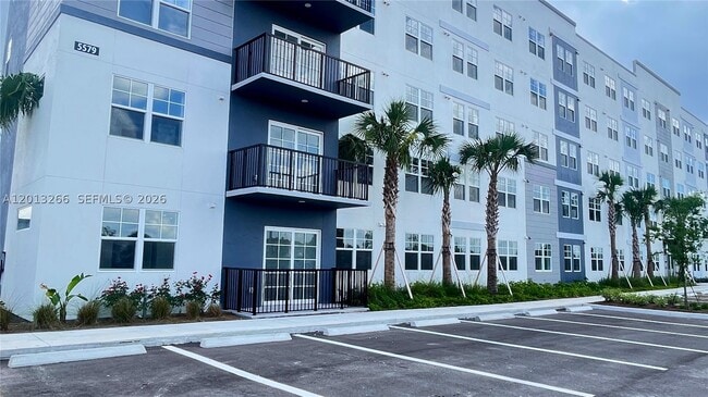 Photo - 5579 Millennia Park Dr Unit 318