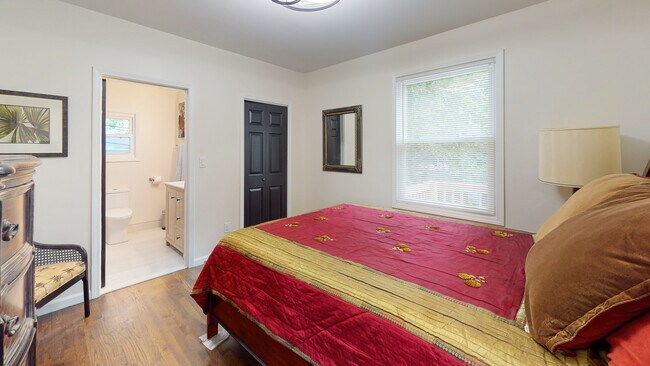 Family Friendly : 6BR Near Beaumont & Ascension St. John