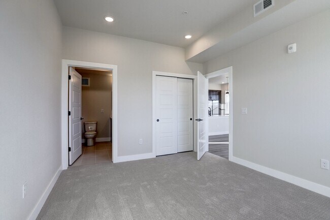Photo - Modern 2B/2B Apartment – Steps from Light ... Unit 405