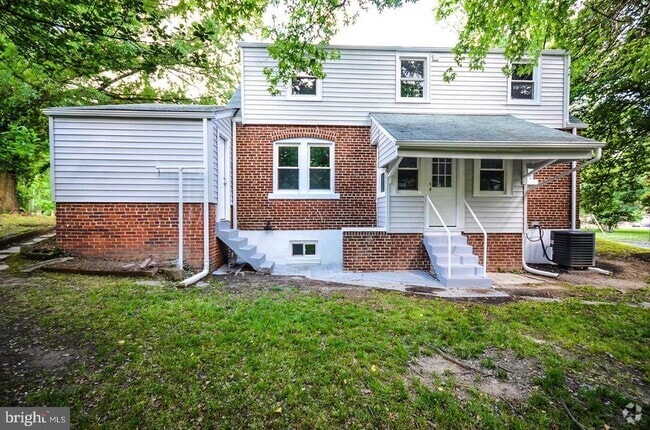 Building Photo - 4800 Avondale Rd Rental