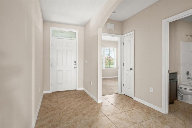 Photo - 1112 Fox Path Rd