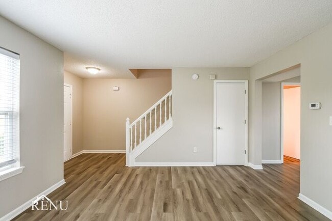 Photo - 19307 Fox Chase Dr