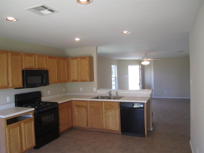 Photo - 13124 Maidenhair Tr