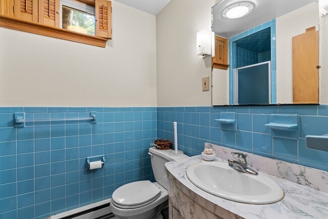 Photo - 27 Ridge Hill Ave