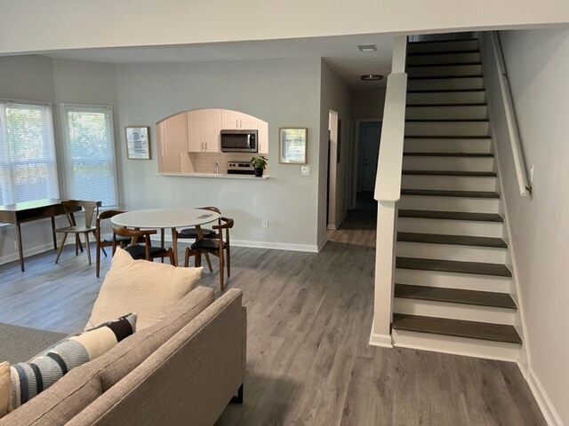 Photo - 887 Wood St NW Unidad 885