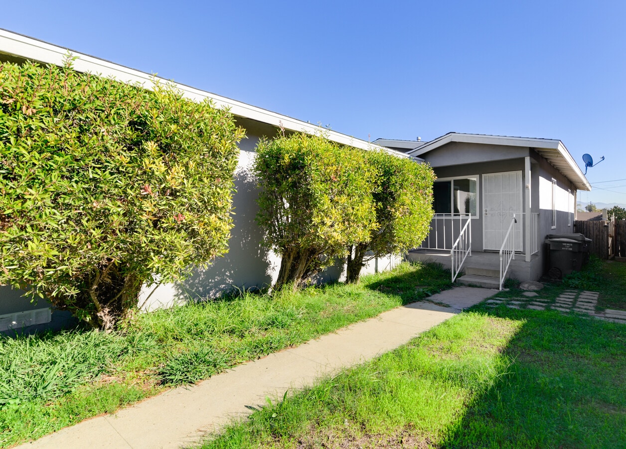 Photo - 911 Georgia St