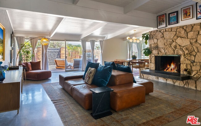 Photo - 7211 Chelan Way