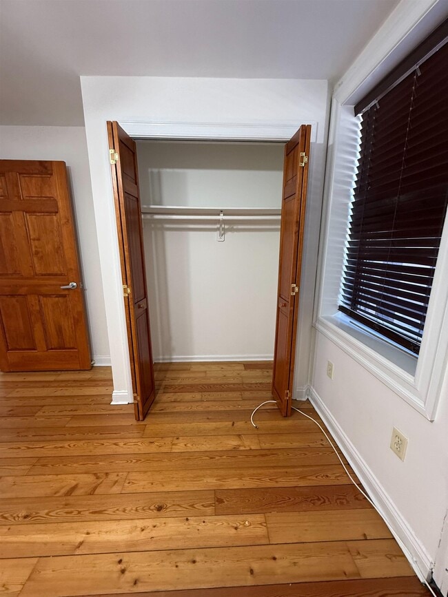 Photo - 800 Bloomfield St