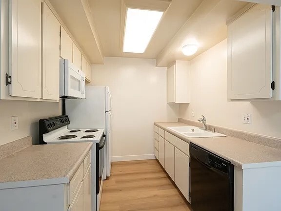 Photo - 2953 Walgrove Way Unit 1b1b apt