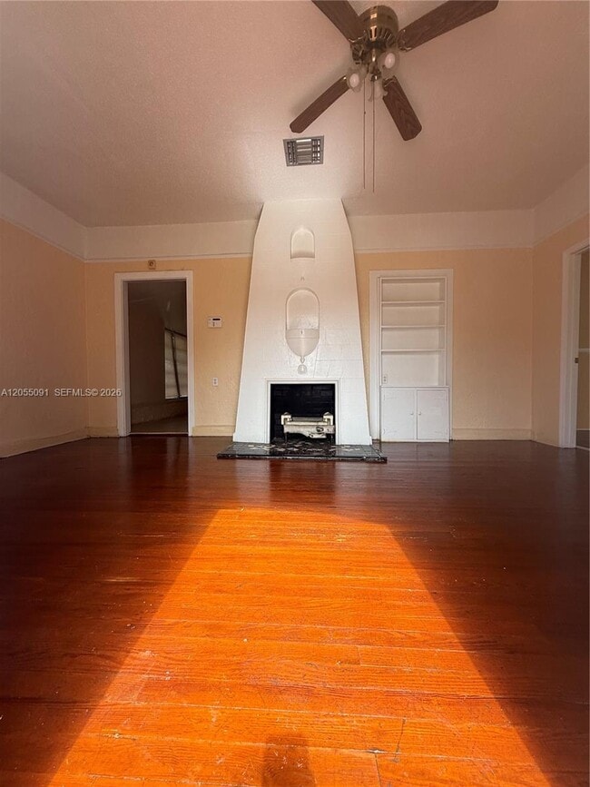 3747 Sheridan Ave