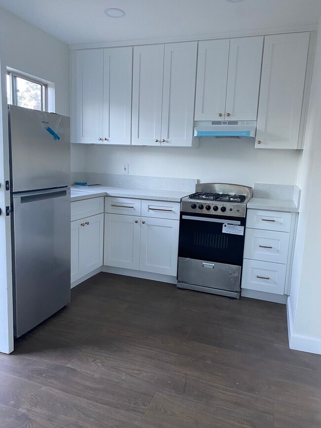 Photo - 838 Chapman Ave