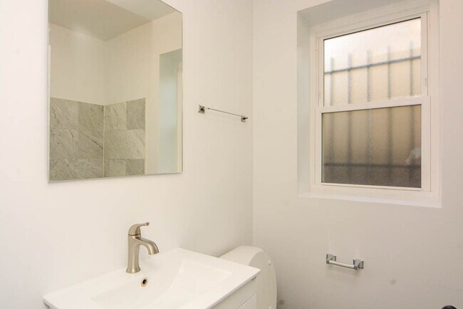 Photo - 2347 N Drake Ave Unit 3