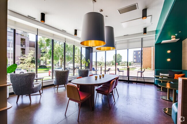 Lobby Lounge - Riley