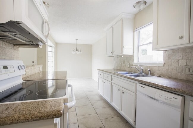 Photo - 6019 Spellman Rd