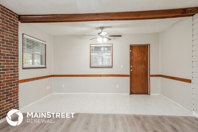 Photo - 1010 N Lavon Ave