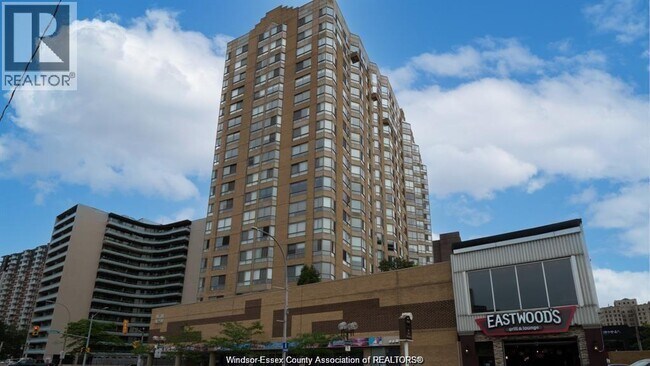 Photo - 75 Riverside Dr E Unit 901