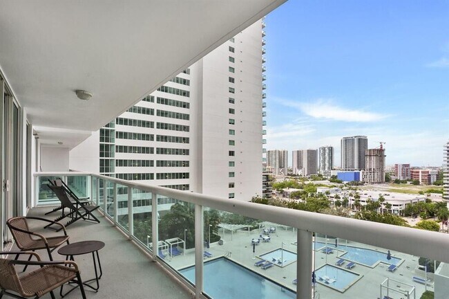 Photo - 1800 N Bayshore Dr Unidad 1610