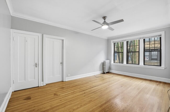 Photo - 2336 W Addison St Unit I2