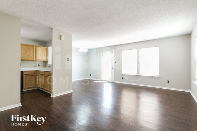 Photo - 2733 Redland Ln