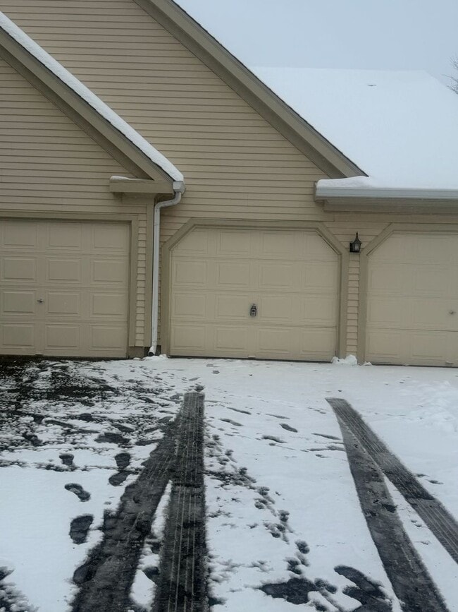 Photo - 205 Glasgow Ln Unit V1