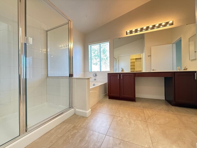 Photo - 766 E Baylor Ln