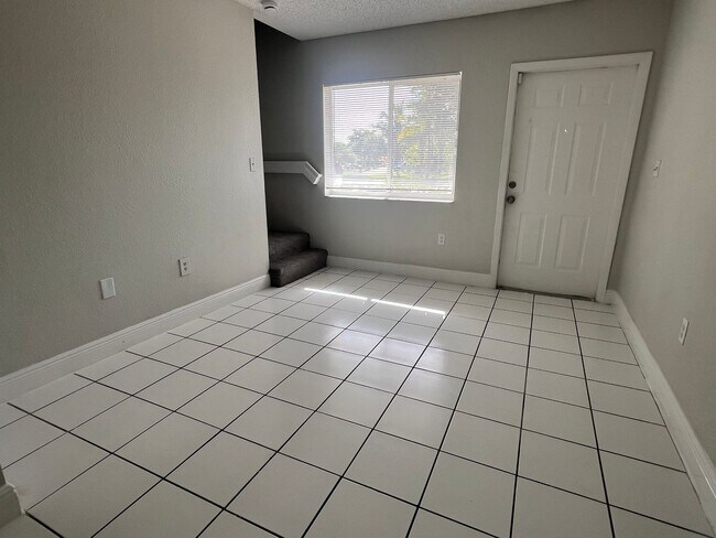 3840 NW 115th Ave Unit 3840 - Staten Island