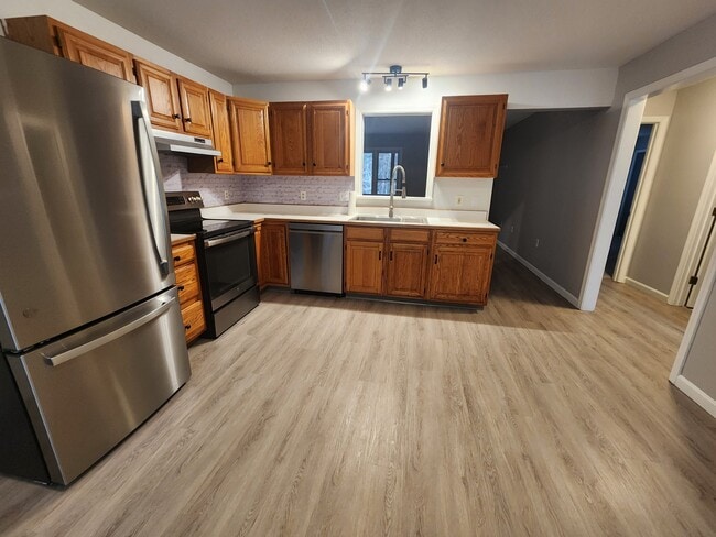 Photo - 205 Forest Dr