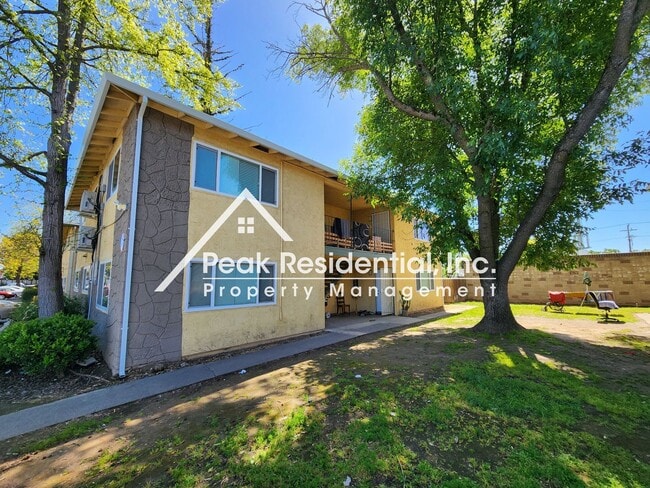 Building Photo - Ashcroft4540 Unit #12