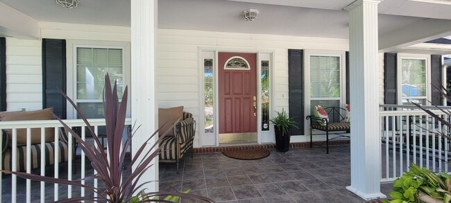 Photo - Charming Lake Santa Fe Canal Basin Home – ...