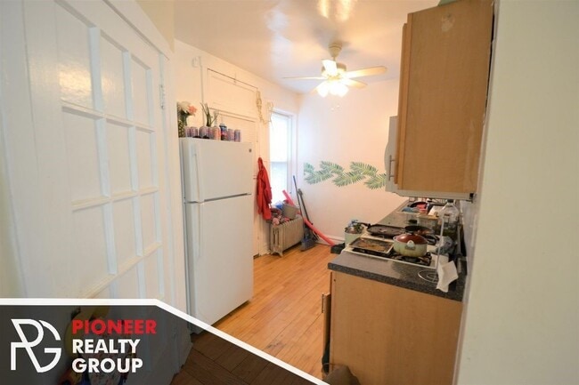 Photo - 3902 W Argyle St Unit 3A