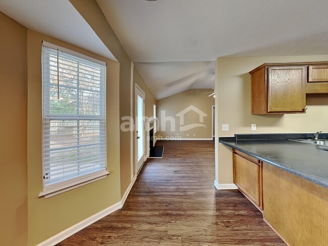 Photo - 3720 Southbend Dr