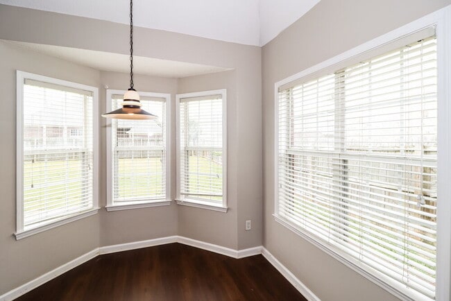 Photo - 8249 White Wing Ln