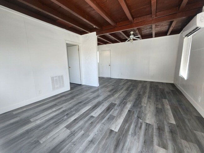 Photo - 432 N 15th St Unit 15th N 432 St #B