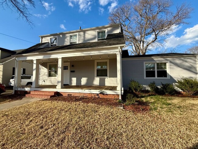 Photo - Charming 4-Bedroom Home with Modern Updates, Large Yard & Garage – Pet Friendly!