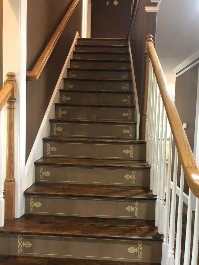 25 Meadow Rdg