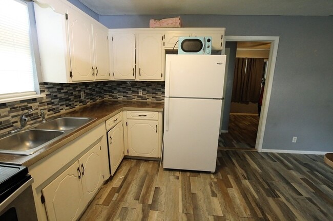 4406 Farm to Market 646 Rd N