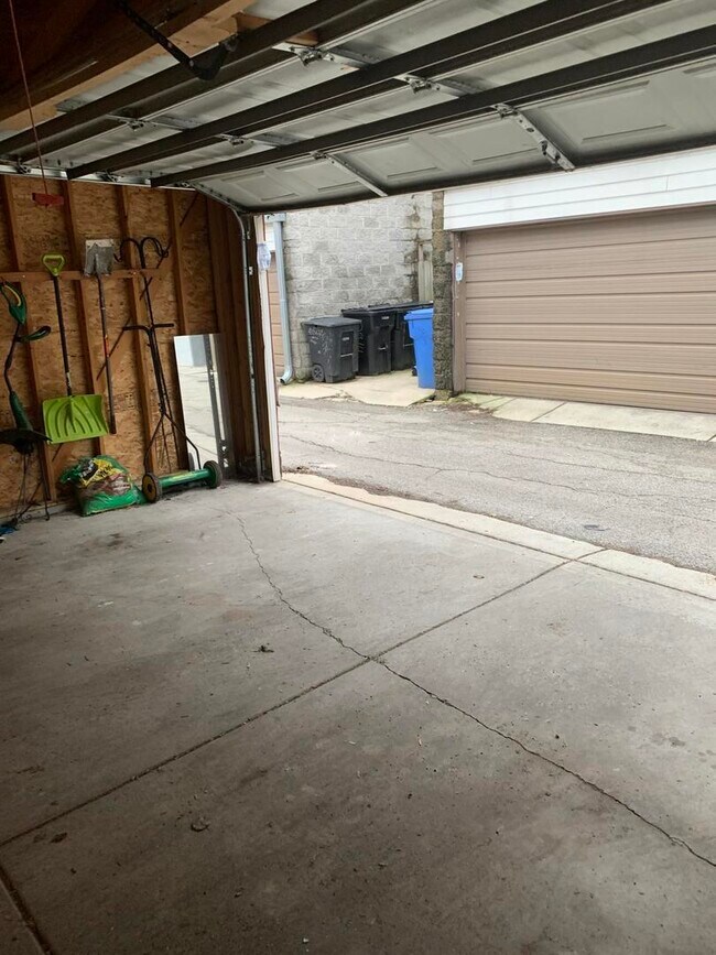 Photo - 2863 W Belden Ave Unit 2