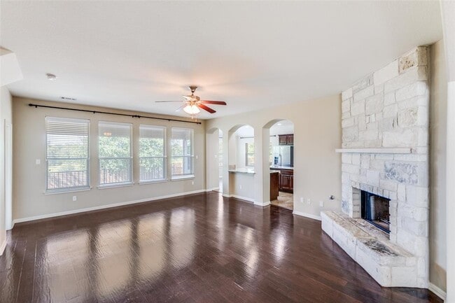 Photo - 1513 Rimstone Dr